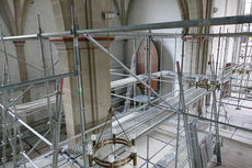 Einrüstung des Kircheninnenraumes (Foto: Karl-Franz Thiede)